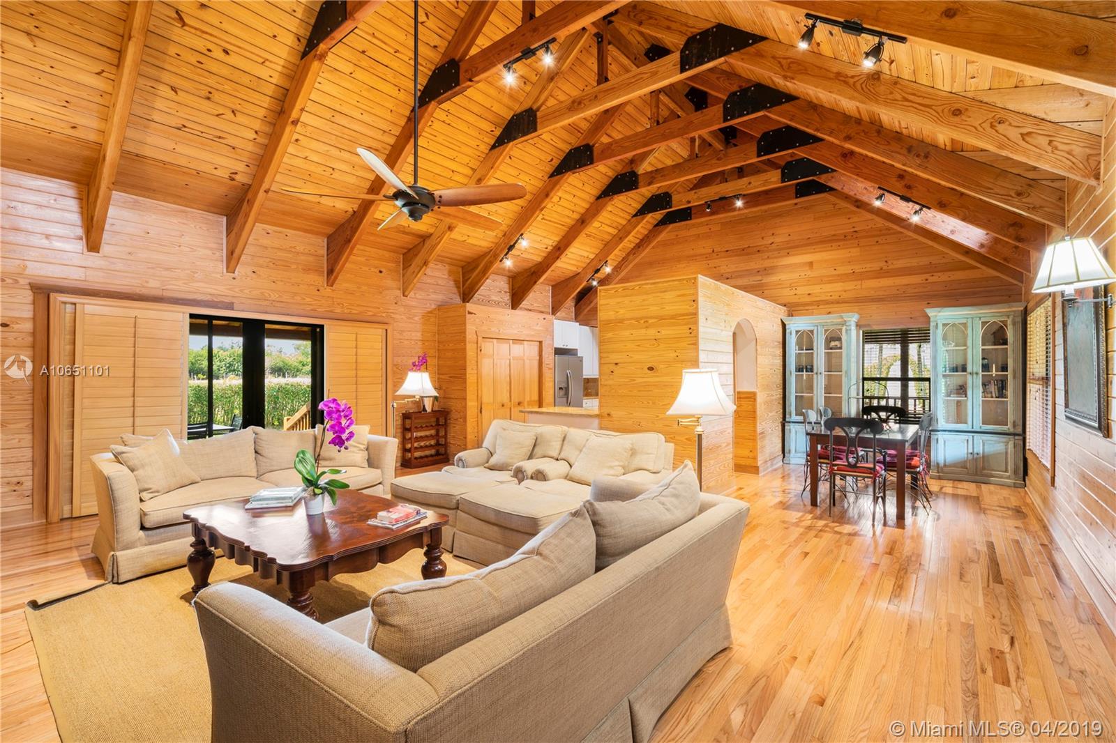 The Redlands - Residential