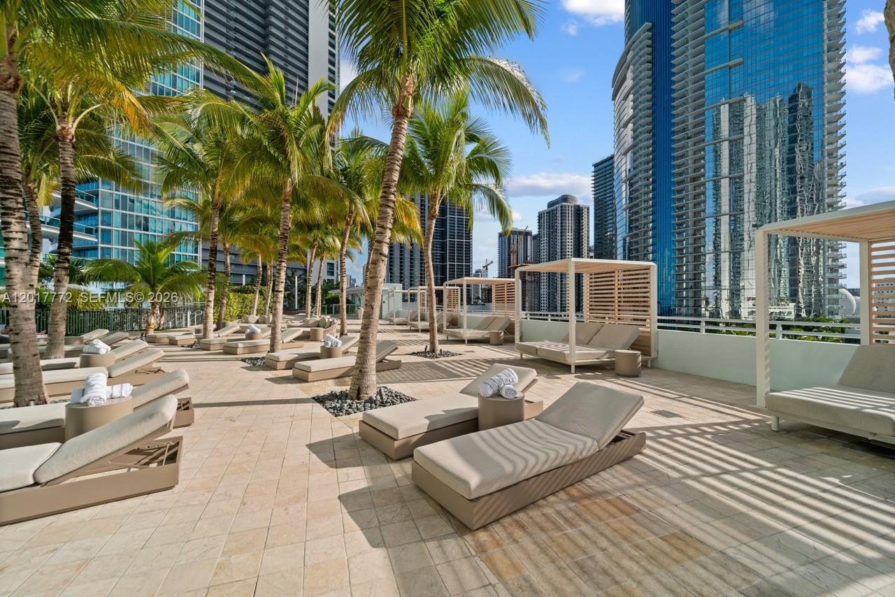 900 BISCAYNE BAY CONDO - Residential