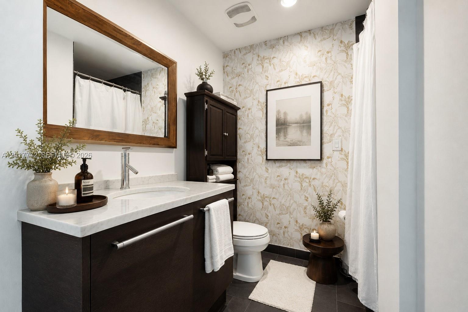 900 BISCAYNE BAY CONDO - Residential