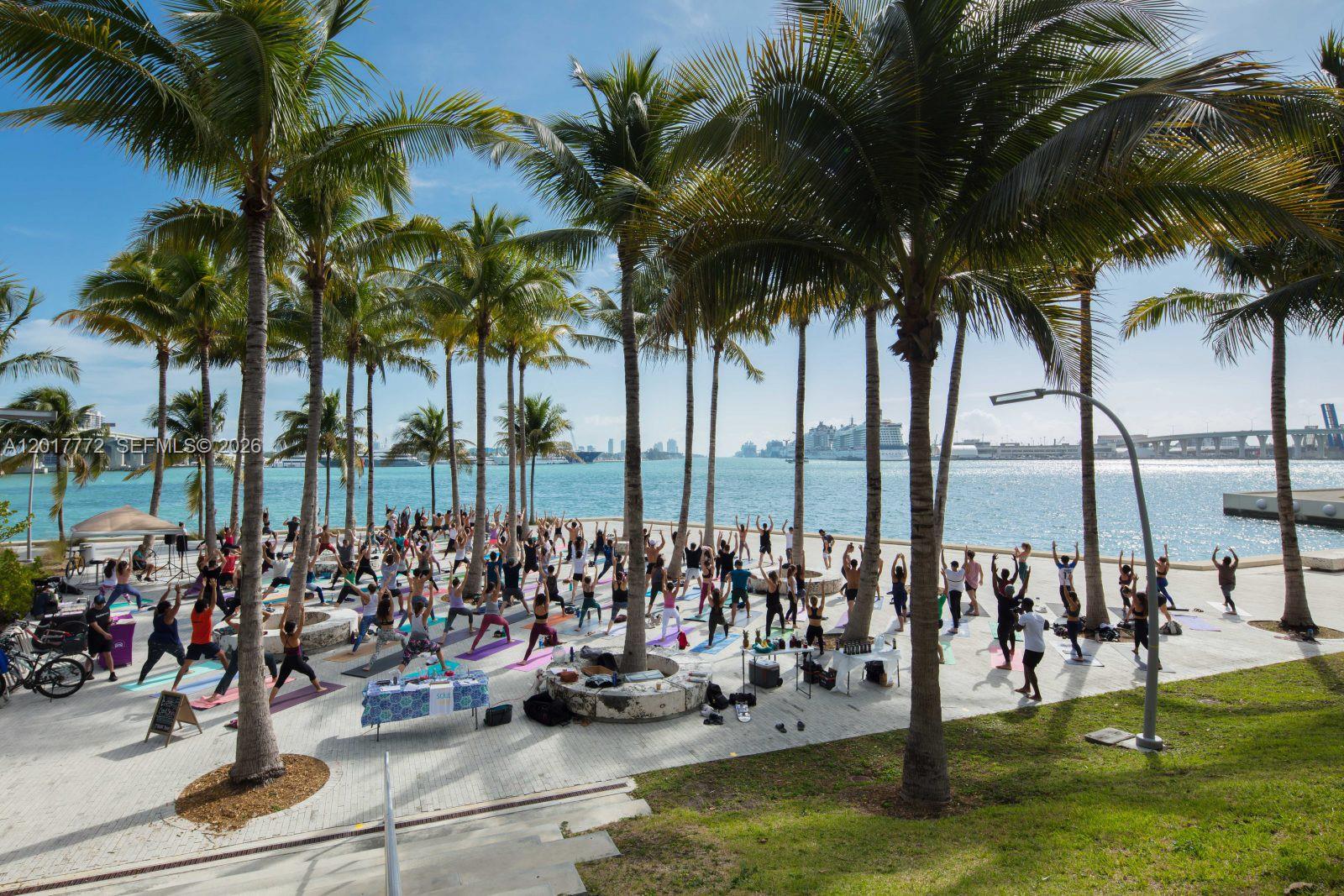 900 BISCAYNE BAY CONDO - Residential