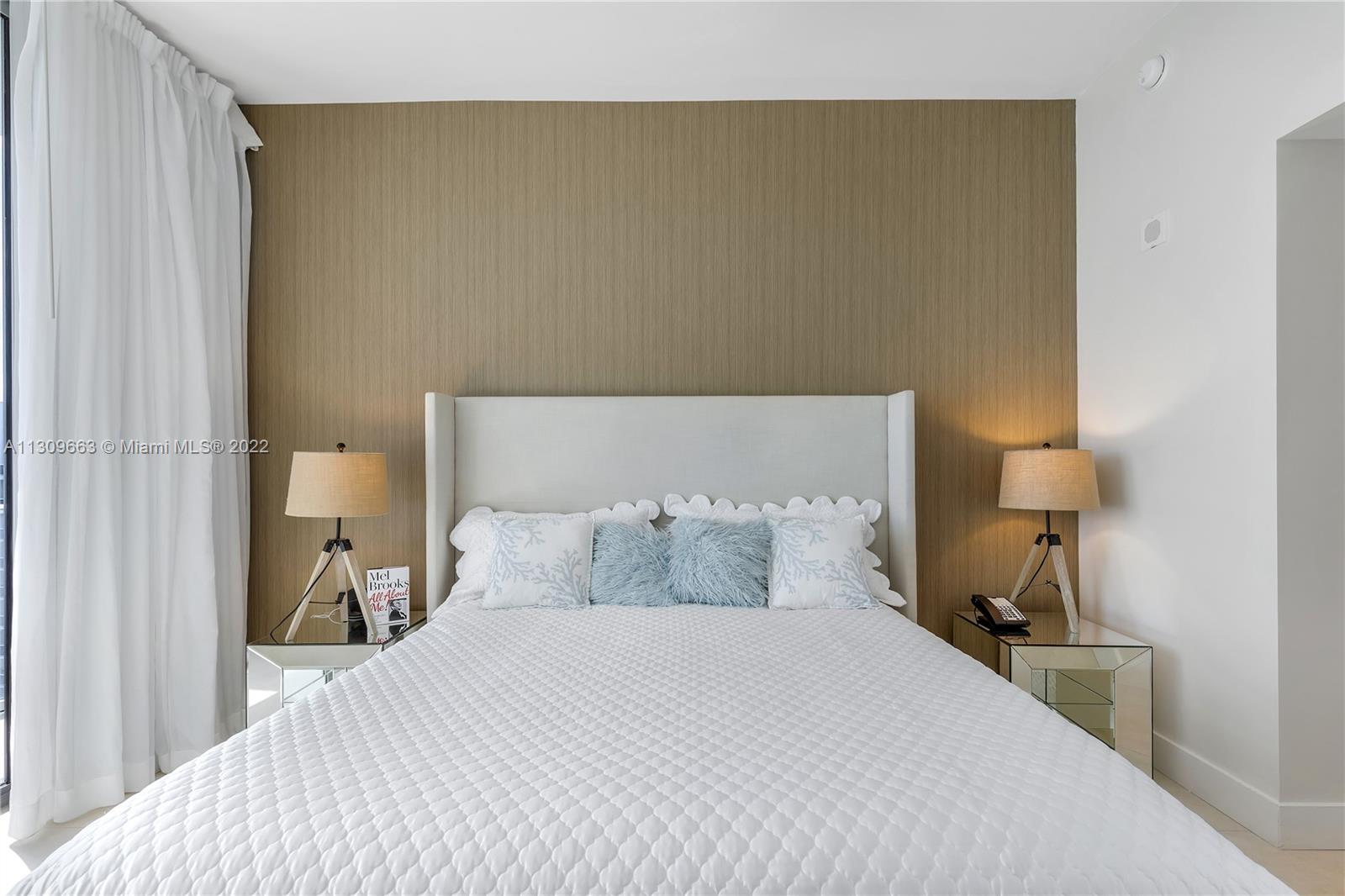 The Hyde Resort - Residential Lease