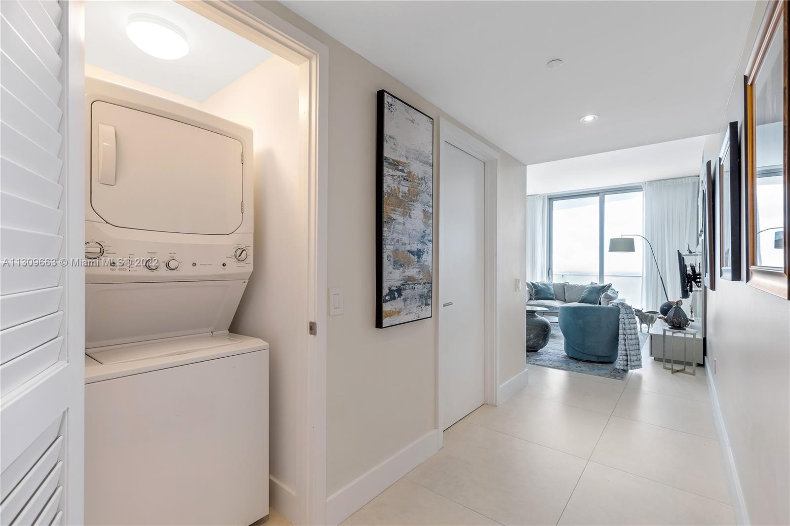 The Hyde Resort - Residential Lease