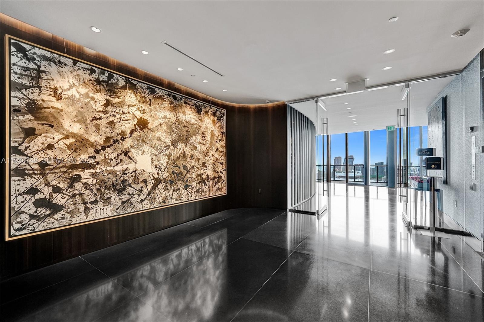 ONE THOUSAND MUSEUM CONDO - Residential