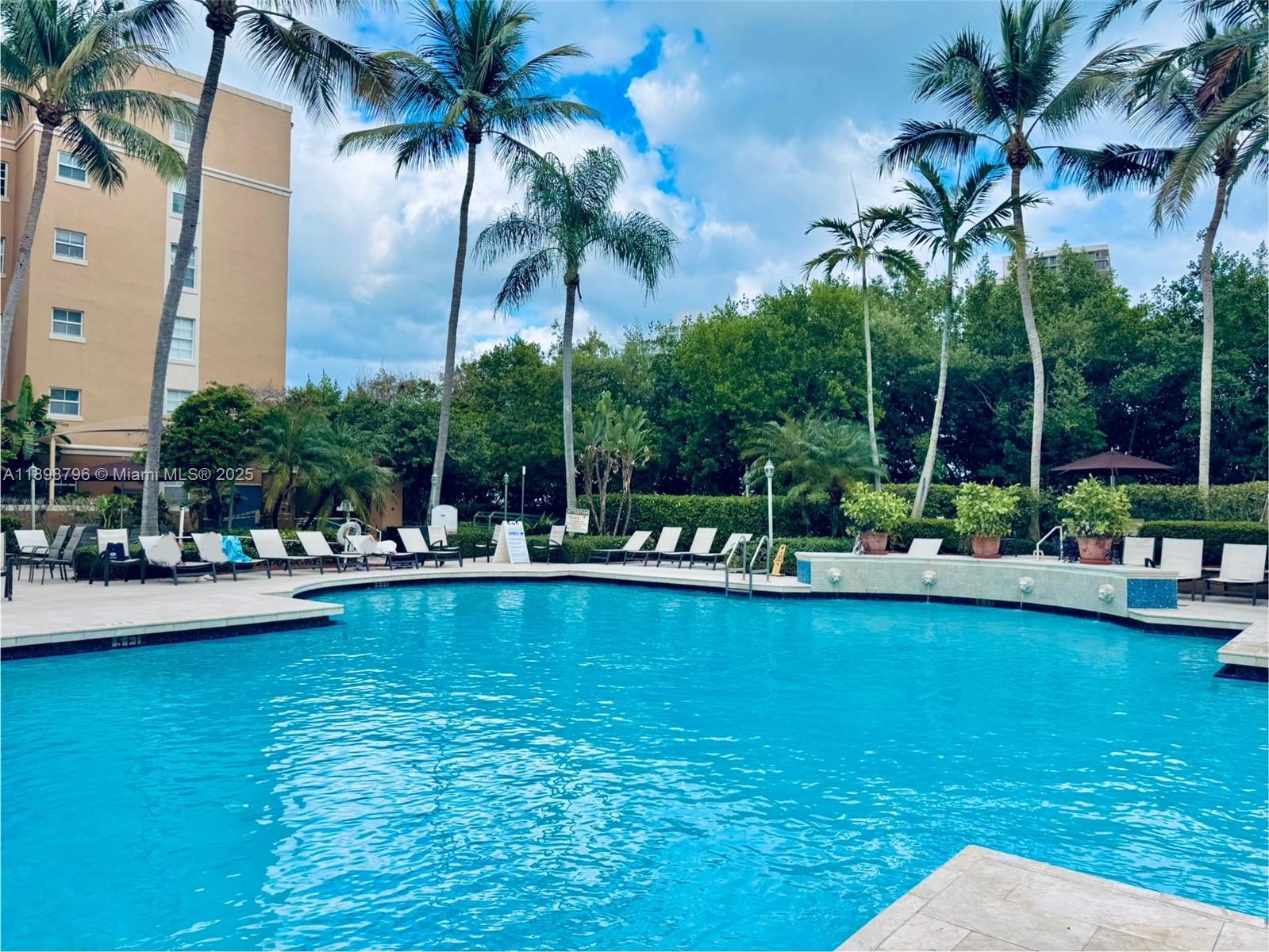 THE YACHT CLUB AT AVENTUR - Residential