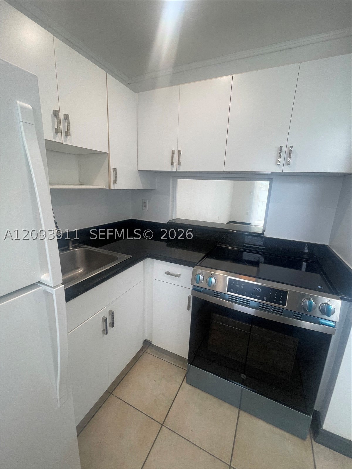 3010 Marcos Dr R205