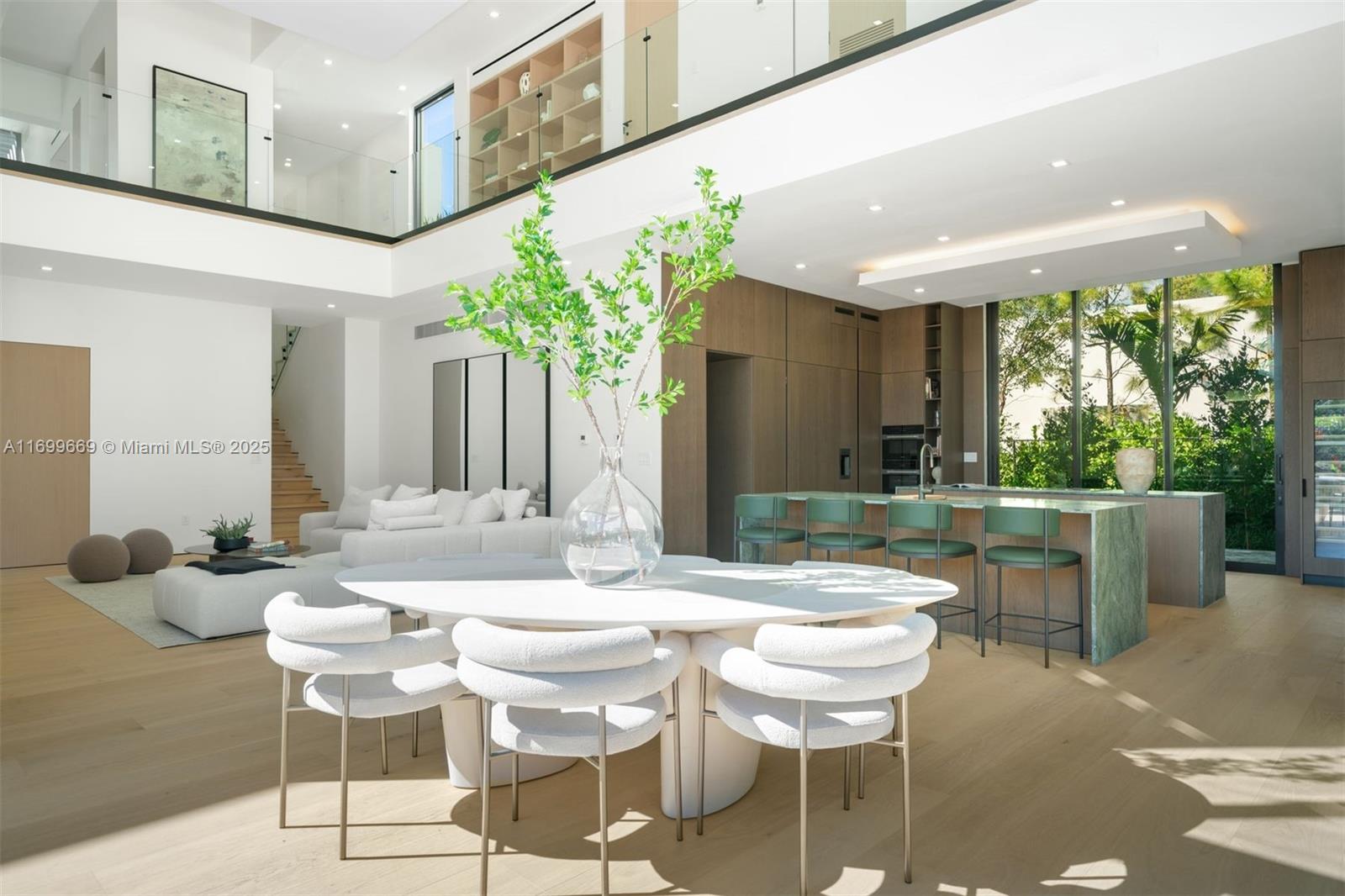ROCKDALE HILL SUB - Residential