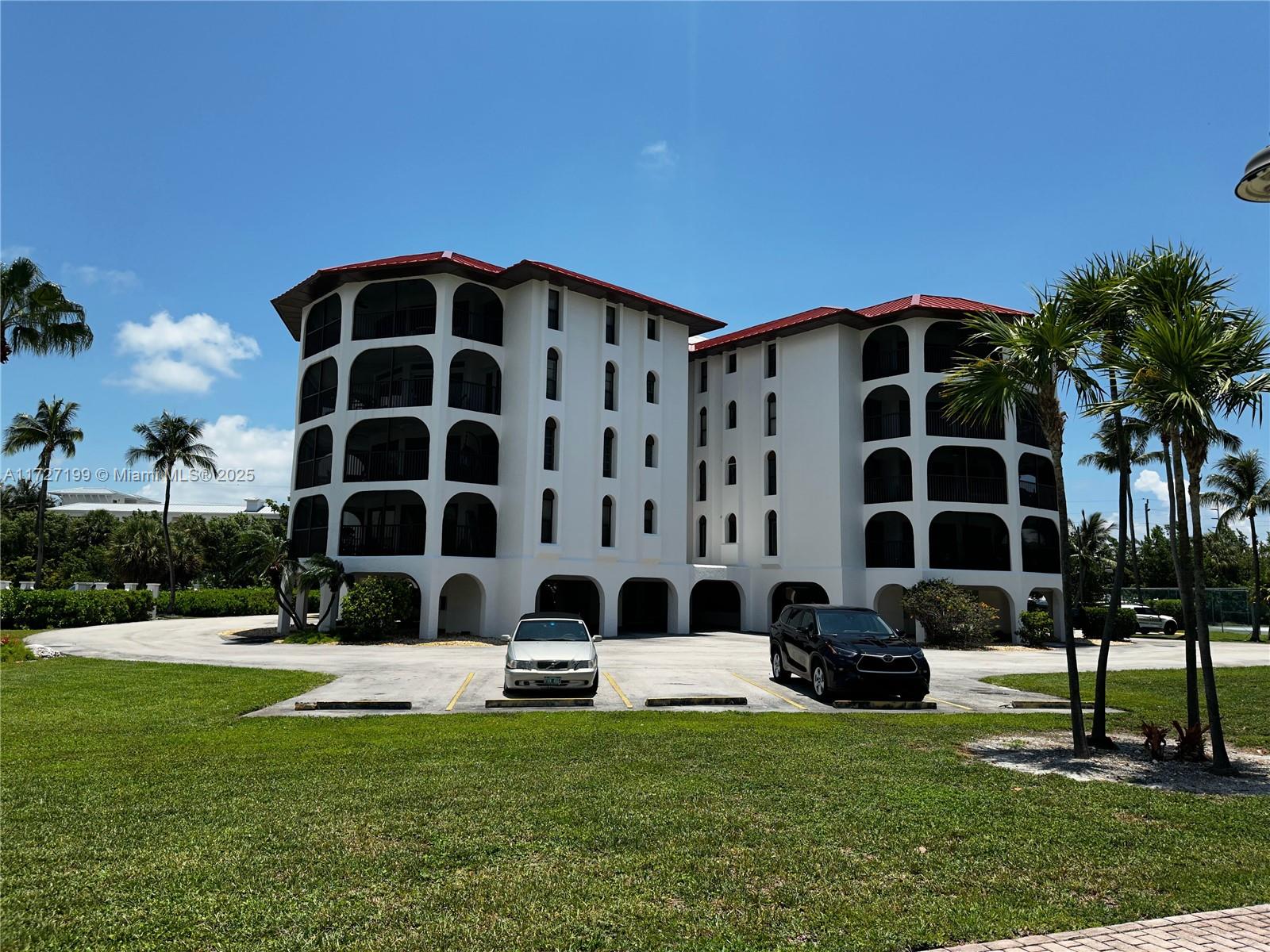 Property for Sale at 1998 Overseas Hwy 33A, Marathon, Monroe County, Florida - Bedrooms: 3 
Bathrooms: 2  - $627,500