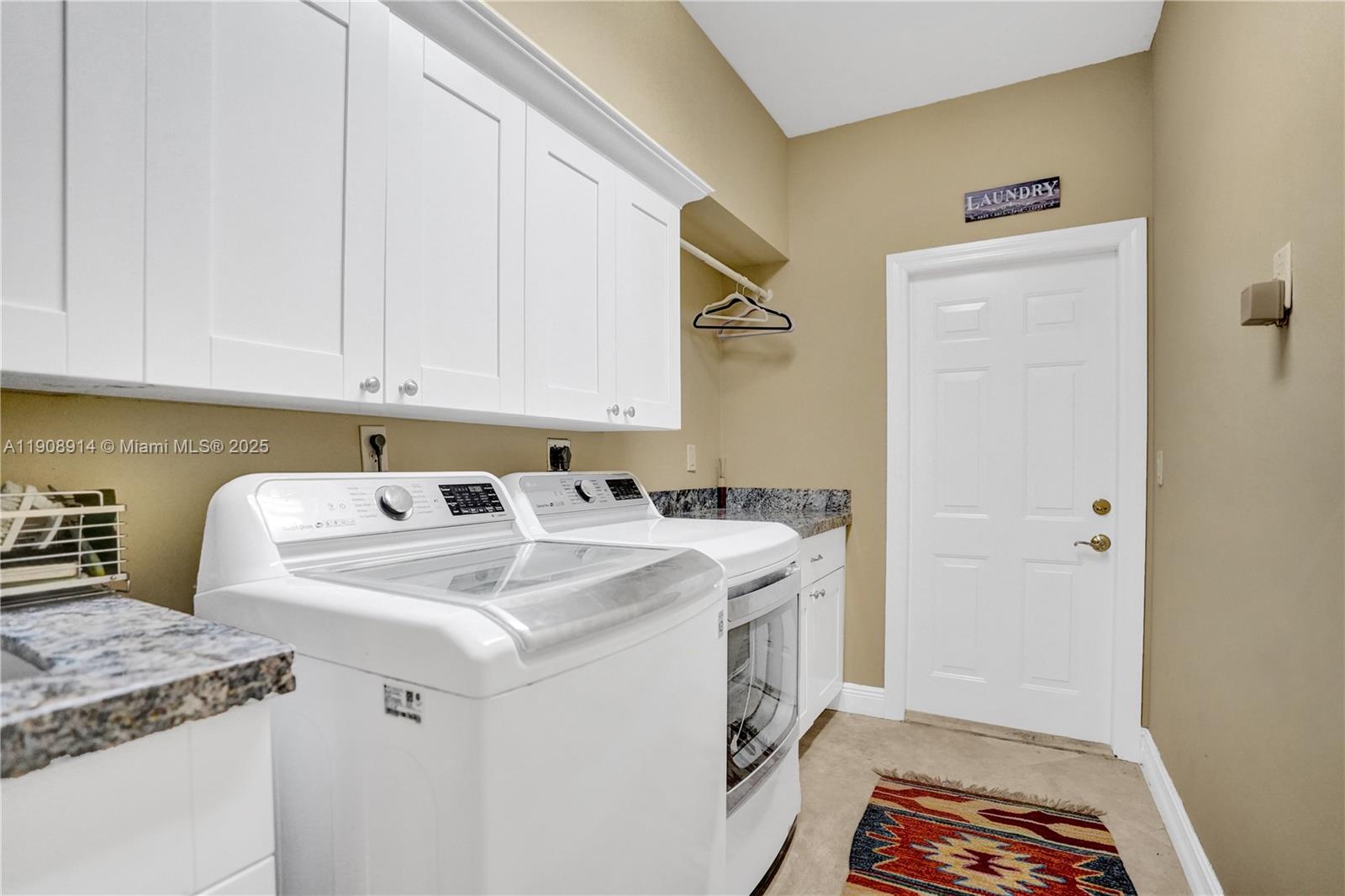 WINDING LAKES SEC 3 - Residential Lease