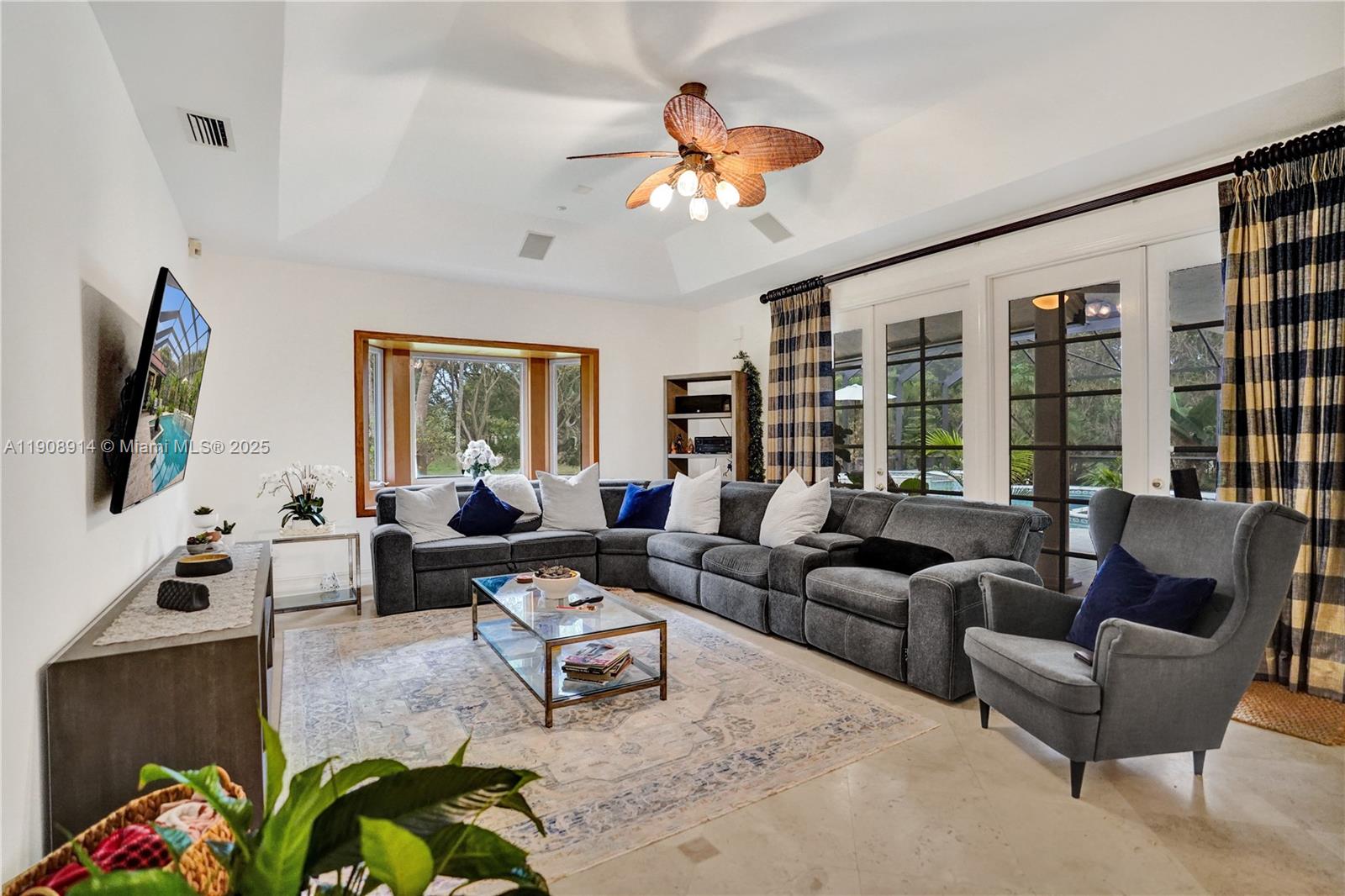 WINDING LAKES SEC 3 - Residential Lease