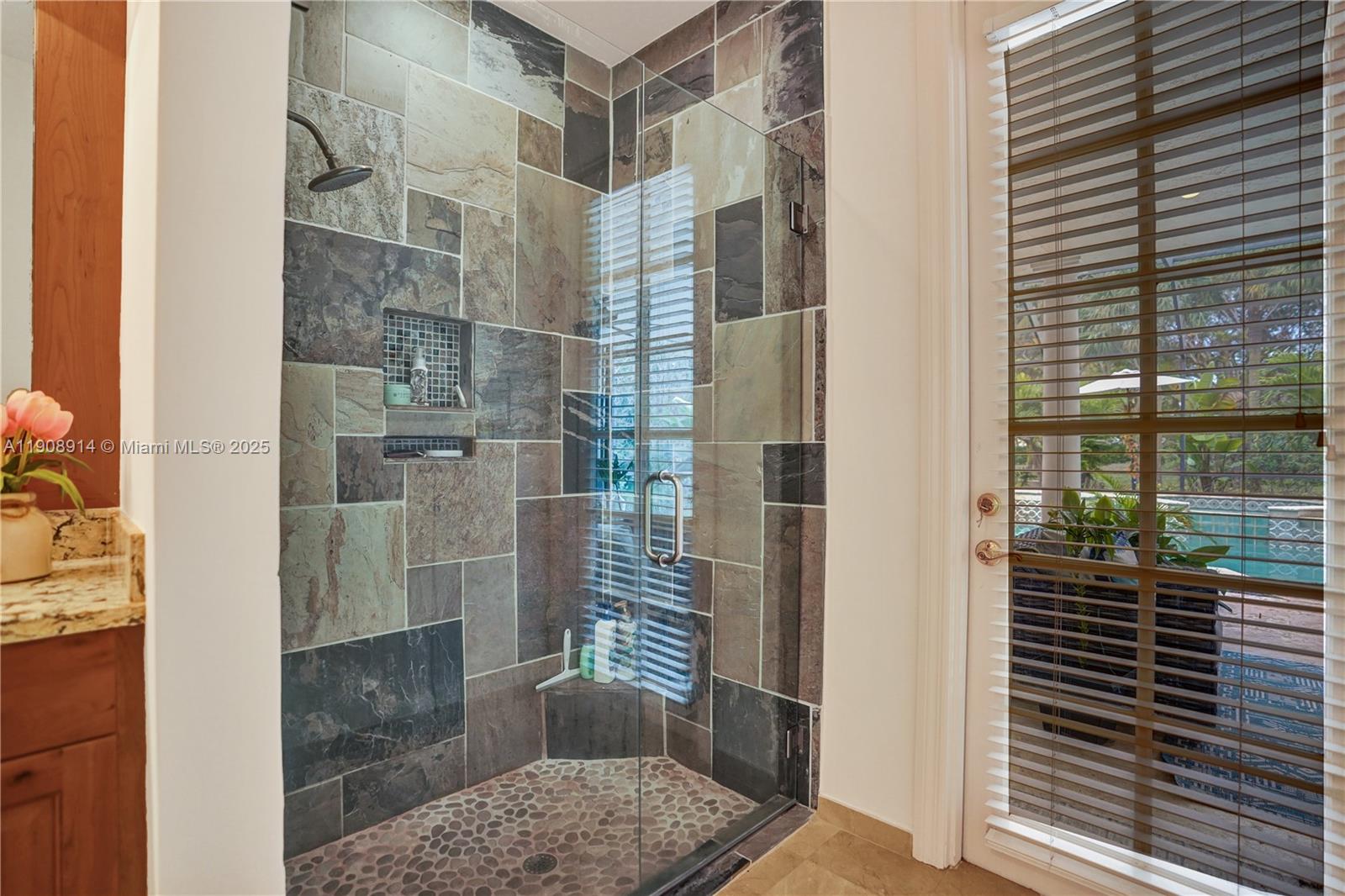 WINDING LAKES SEC 3 - Residential Lease