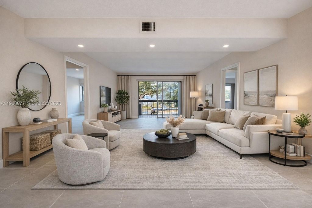 Photo of 731 N Pine Island Rd #206, Plantation, FL 33324 (MLS # A11930077)