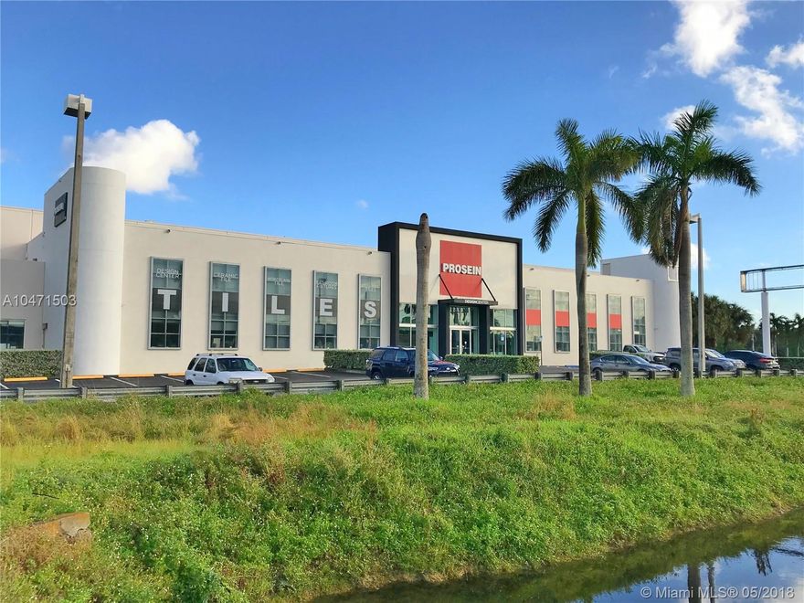 Beautiful Freestanding Building with great exposure +/-46,488 Total SF | +/- 10,000 SF Showroom | +/-4,000 Sf Office | 4 Dock Doors | 2 Ramps | Build in 2001 | Twin- T roof | 32' Ceiling Height | Abundant Parking