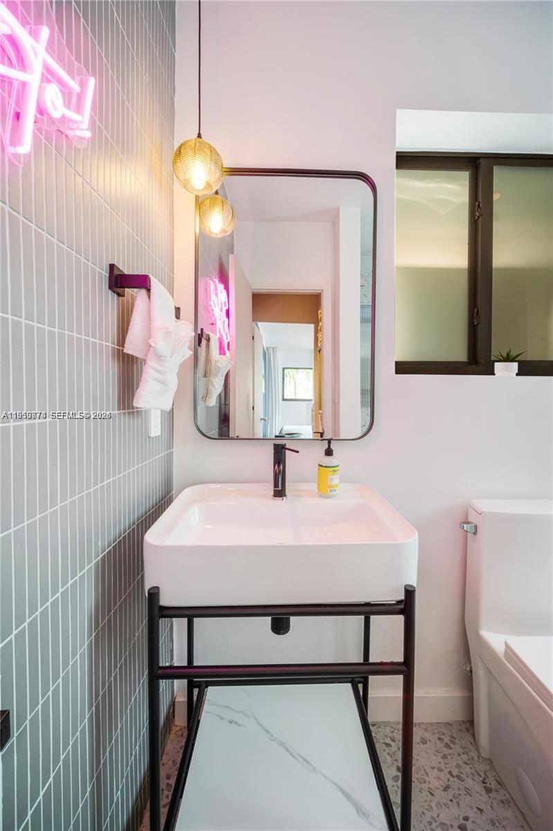 TRAILER CITY - Residential