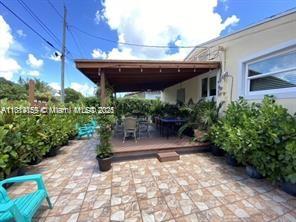 2221 SW 26th Lane