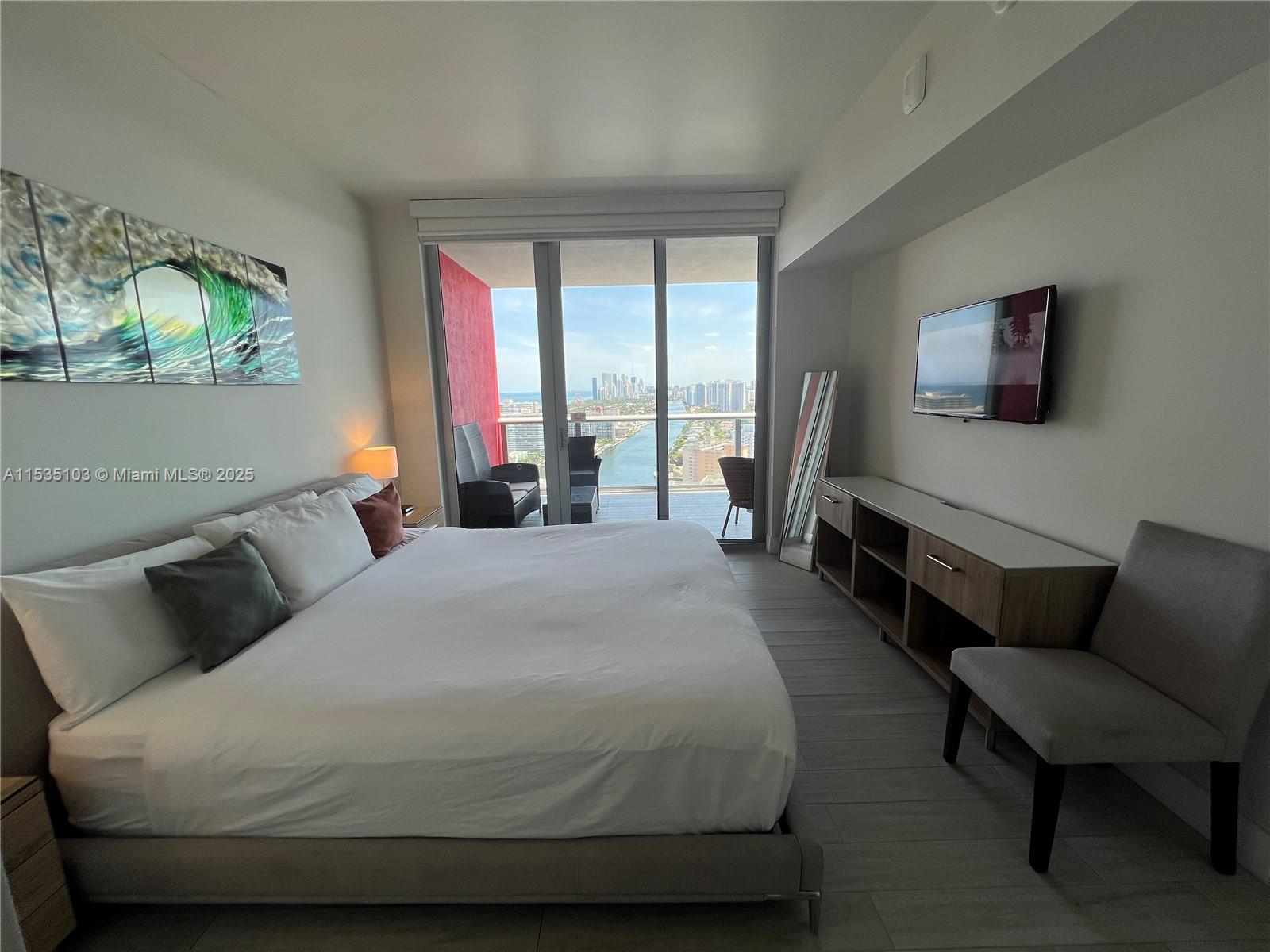 BEACHWALK CONDOMINIUM - Residential