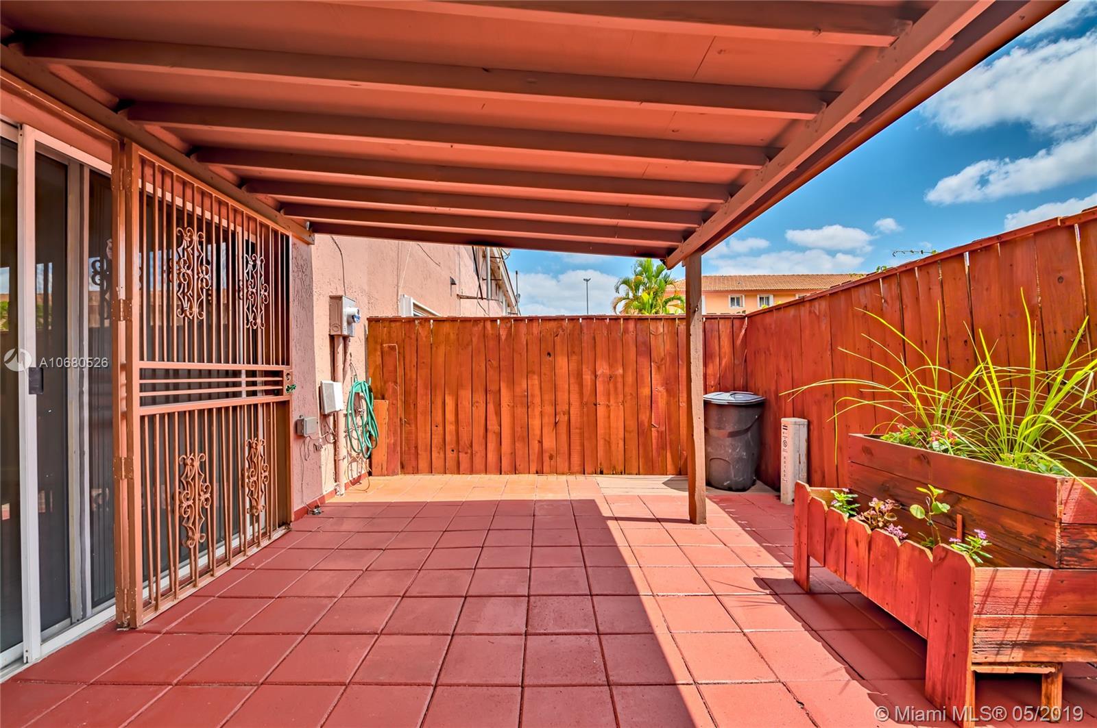 GRACE VILLAS II CONDO - Residential