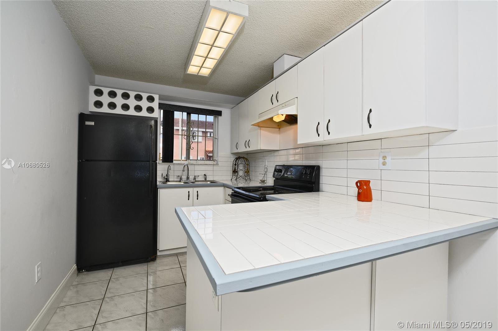 GRACE VILLAS II CONDO - Residential