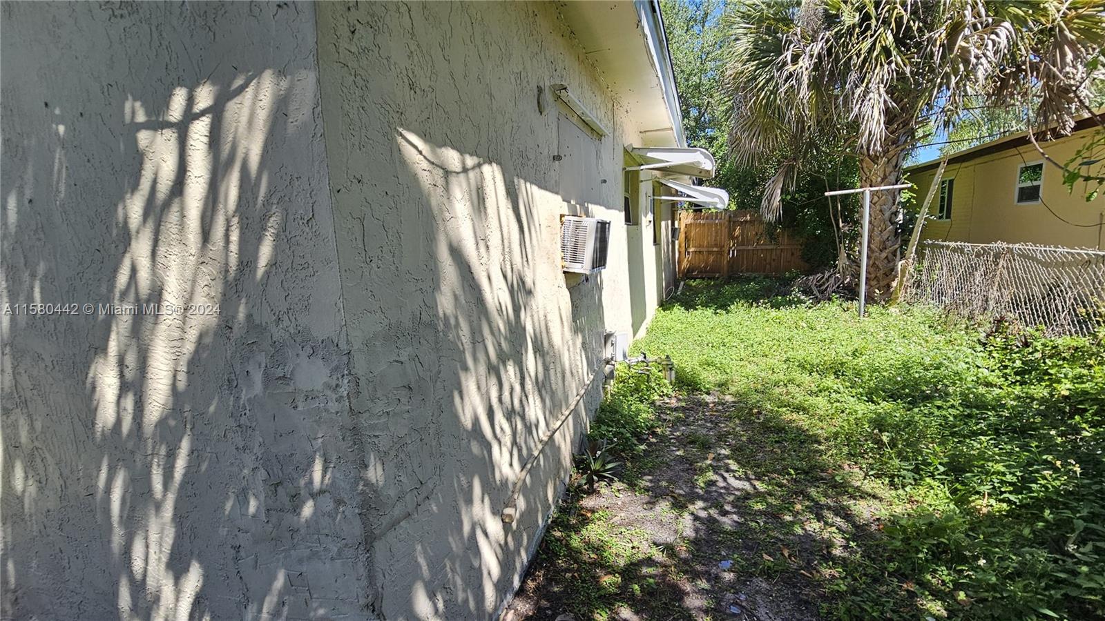 COLLIER CITY - Residential