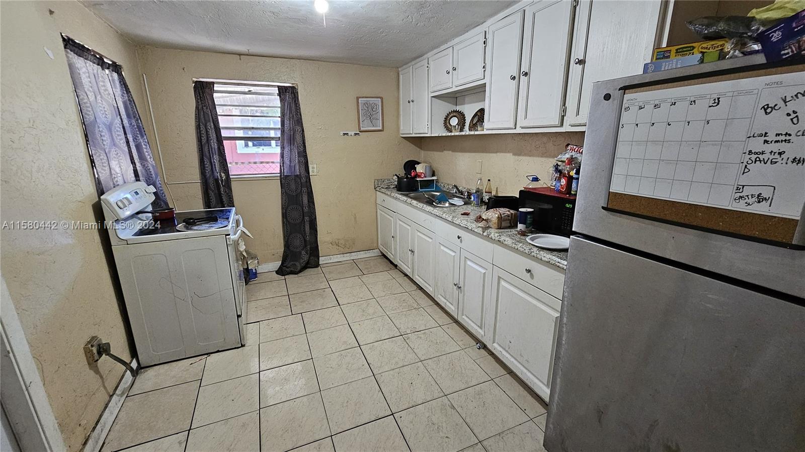 COLLIER CITY - Residential