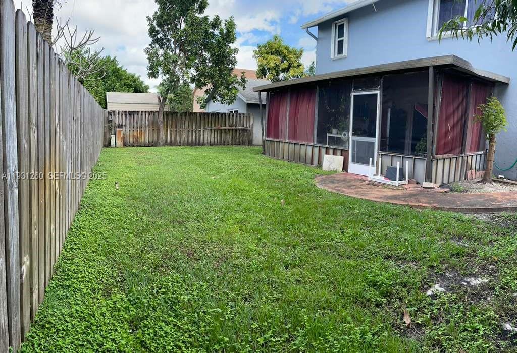 LAKESIDE SOUTH - Residential