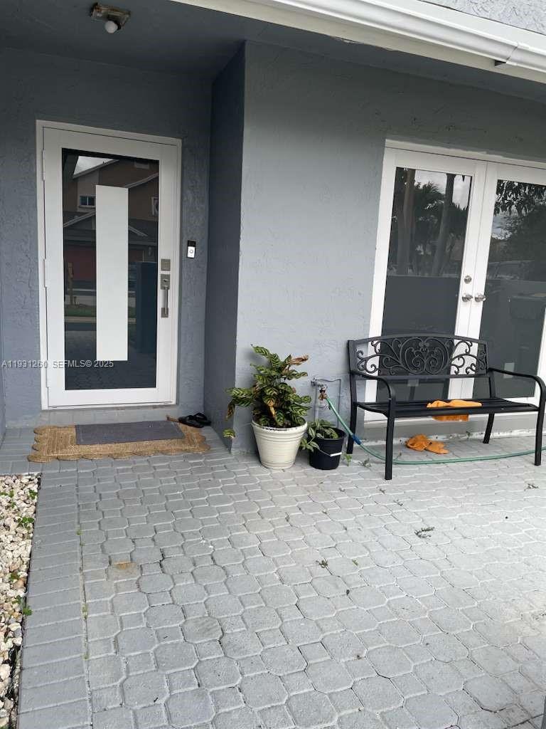 LAKESIDE SOUTH - Residential