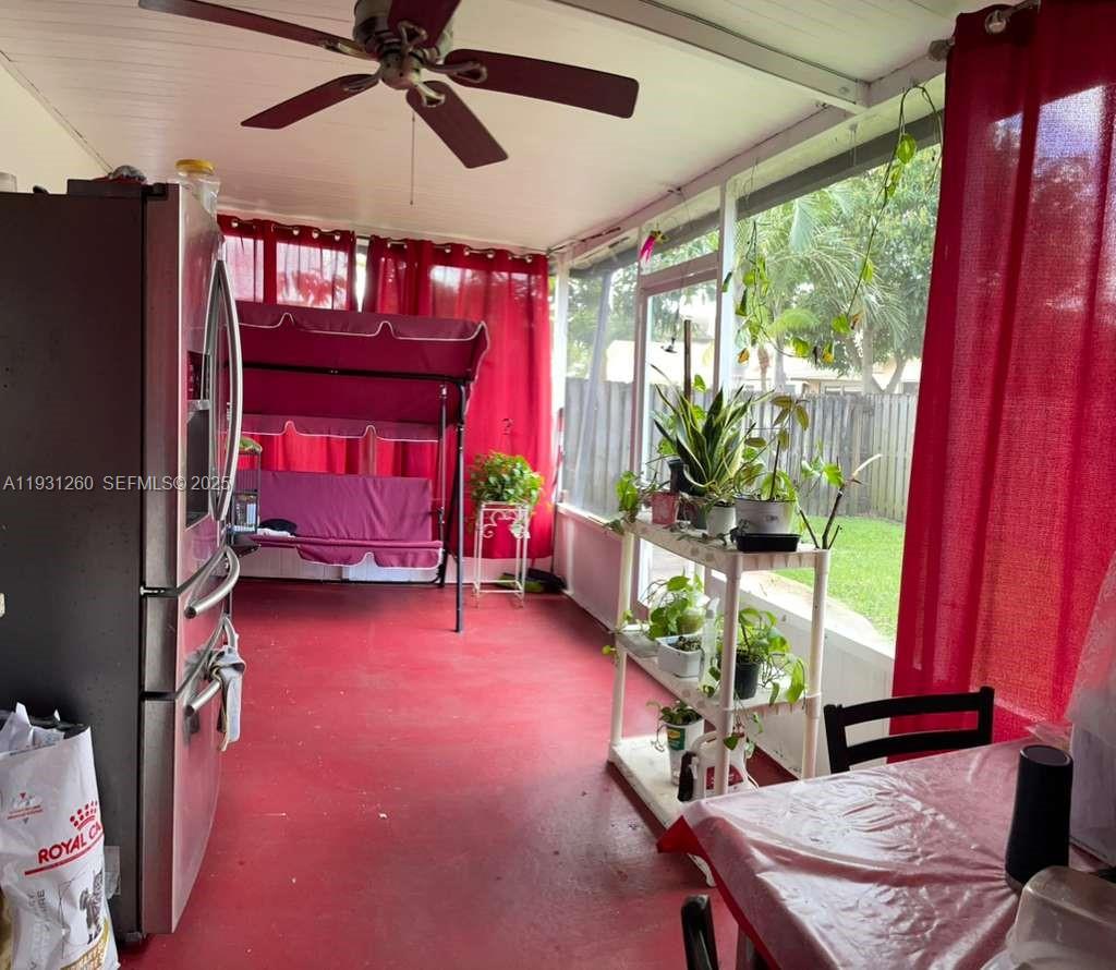 LAKESIDE SOUTH - Residential