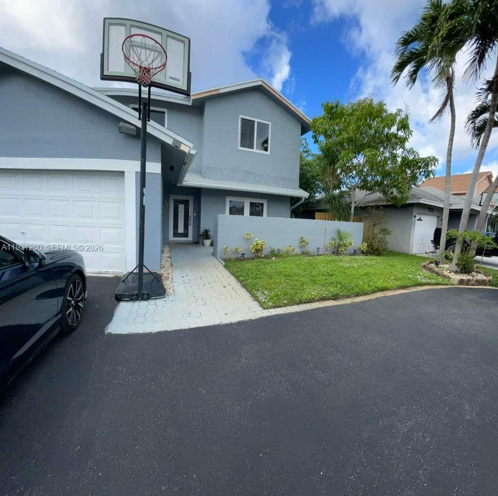 LAKESIDE SOUTH - Residential