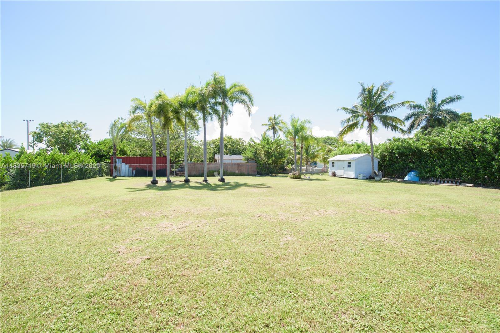 REDLANDS MANSIONS 1ST ADD - Residential