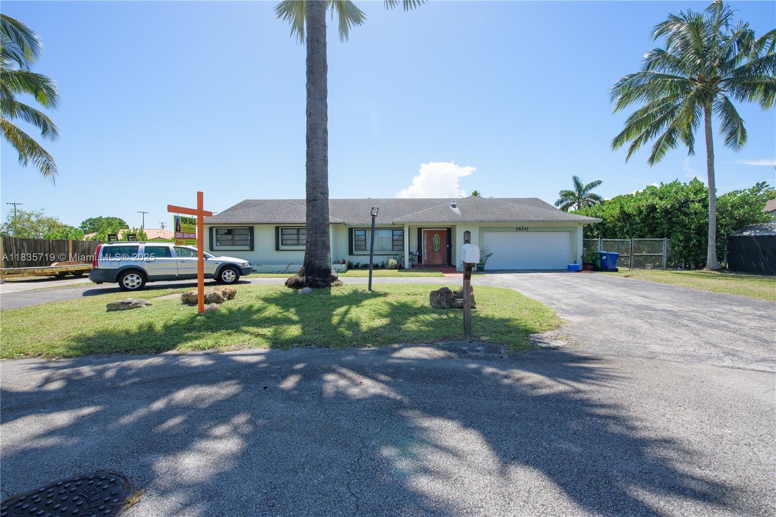 REDLANDS MANSIONS 1ST ADD - Residential