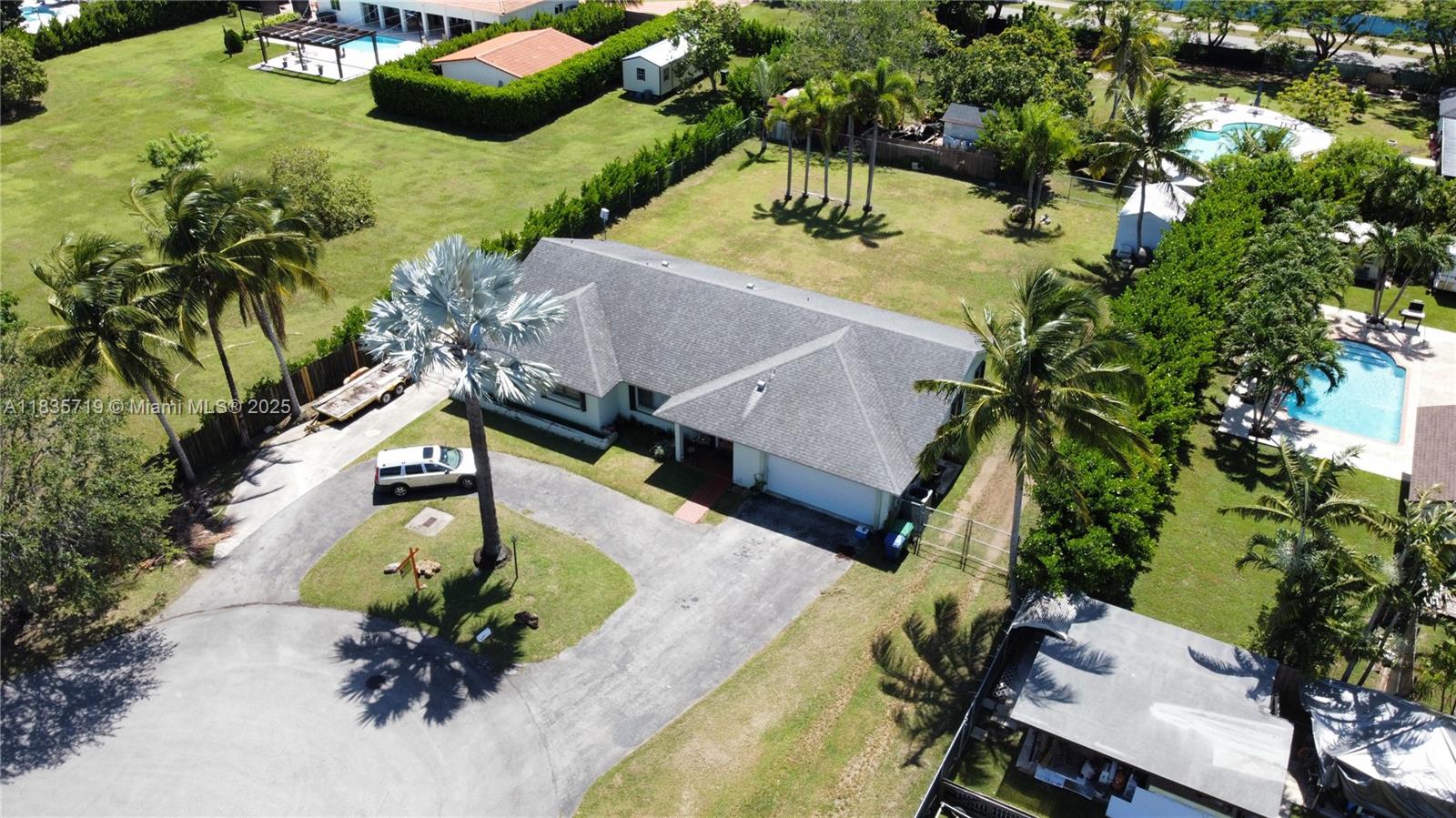 REDLANDS MANSIONS 1ST ADD - Residential