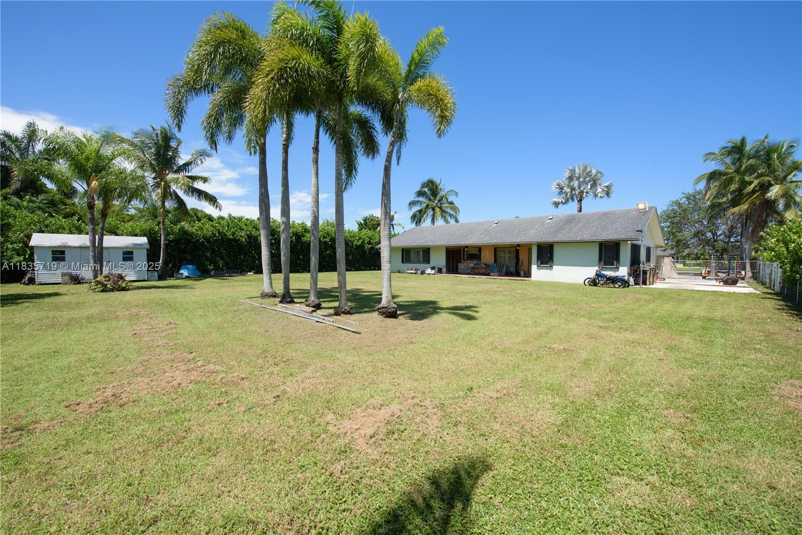 REDLANDS MANSIONS 1ST ADD - Residential