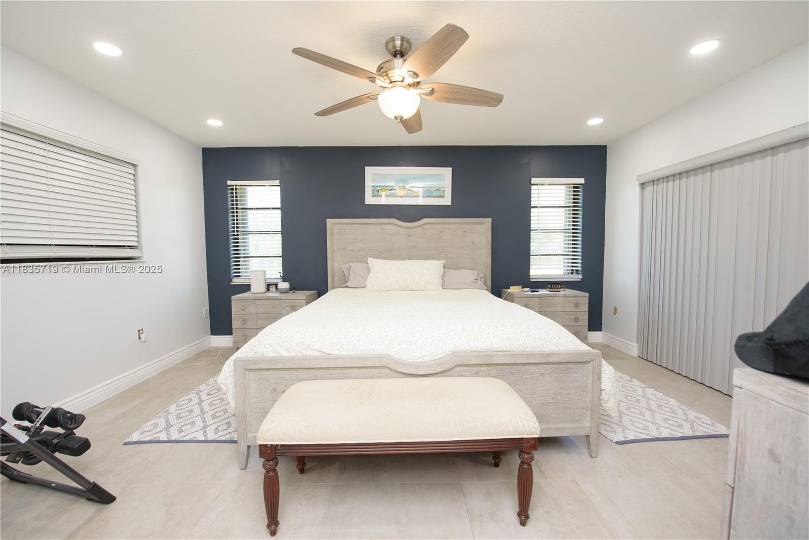 REDLANDS MANSIONS 1ST ADD - Residential