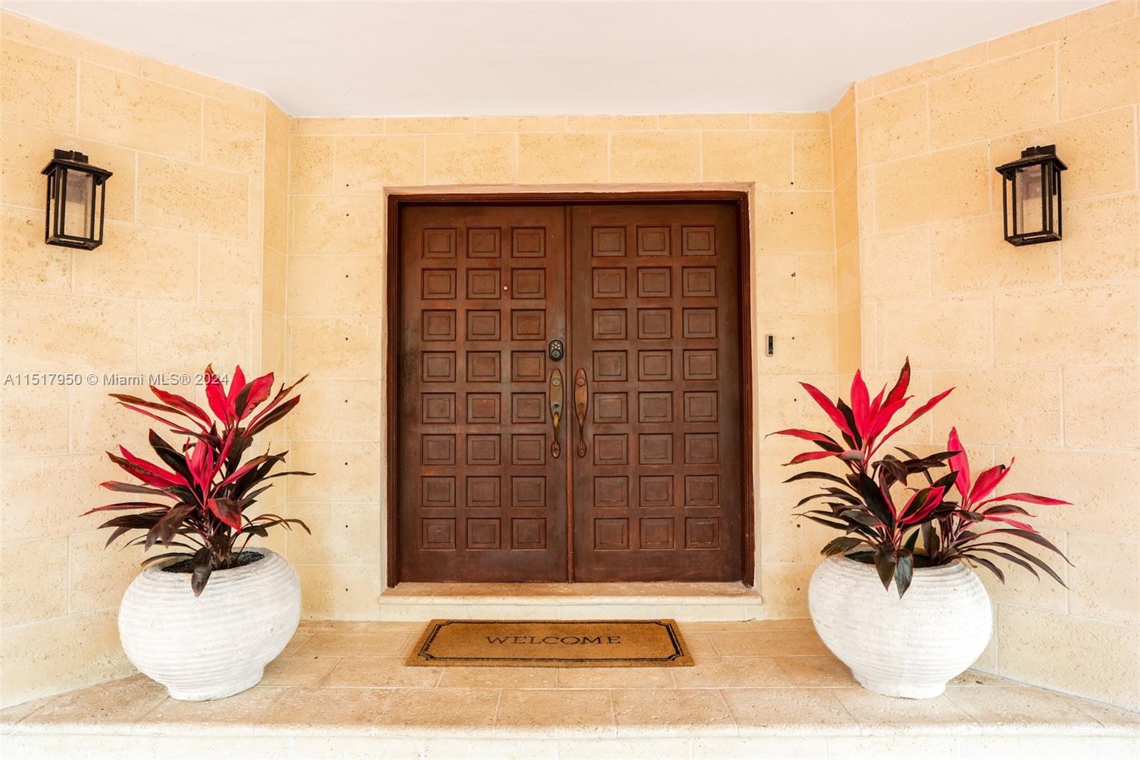 Miami, Florida 33184, United States, 8 Bedrooms Bedrooms, ,7 BathroomsBathrooms,Residential,Active,66461