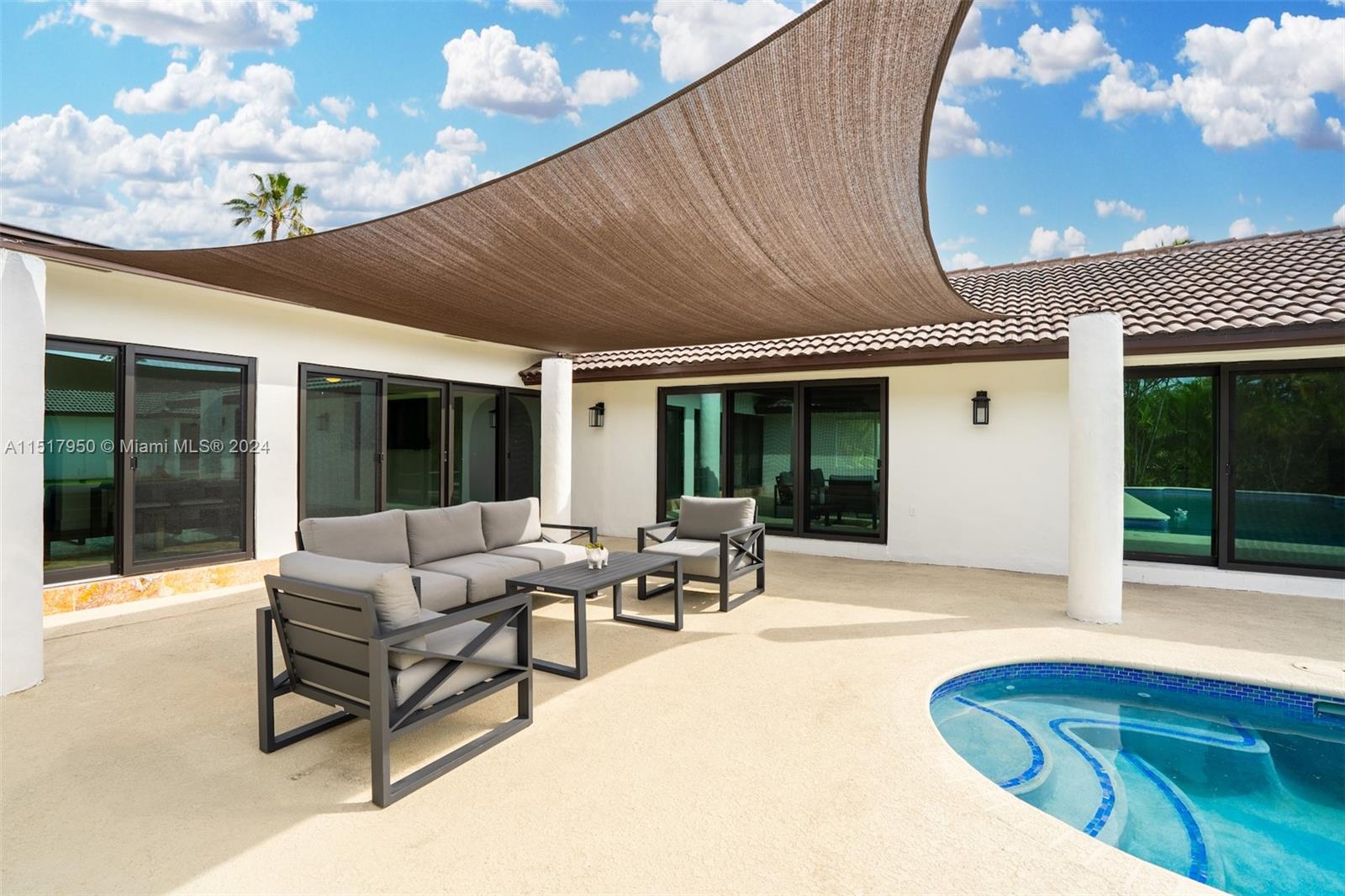 Miami, Florida 33184, United States, 8 Bedrooms Bedrooms, ,7 BathroomsBathrooms,Residential,Active,66461