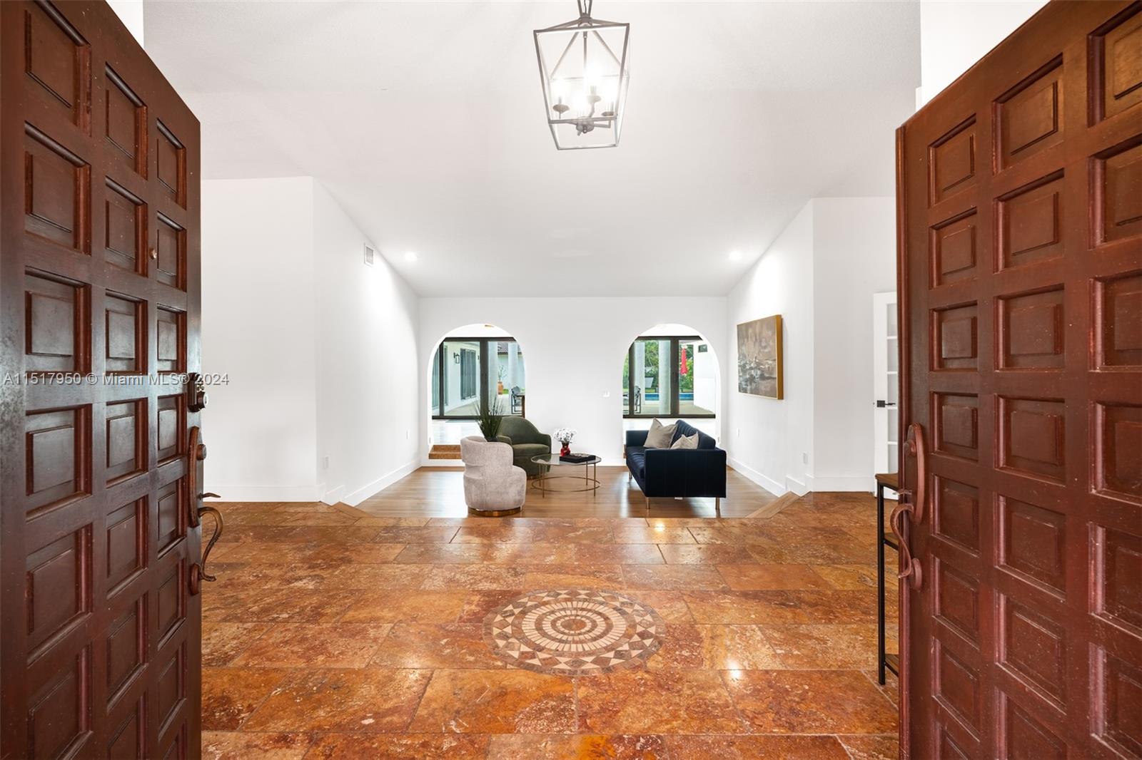 Miami, Florida 33184, United States, 8 Bedrooms Bedrooms, ,7 BathroomsBathrooms,Residential,Active,66461