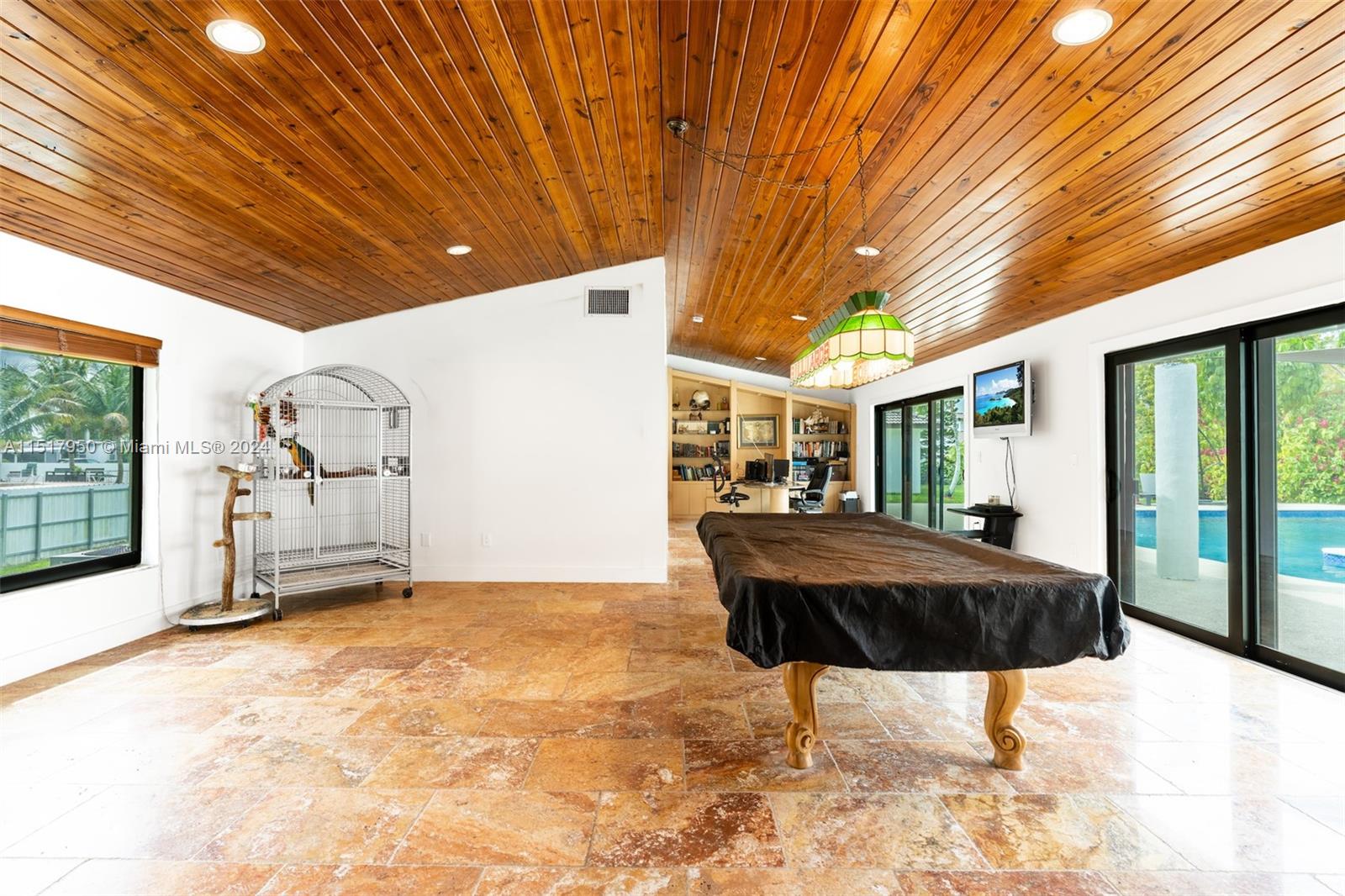 Miami, Florida 33184, United States, 8 Bedrooms Bedrooms, ,7 BathroomsBathrooms,Residential,Active,66461