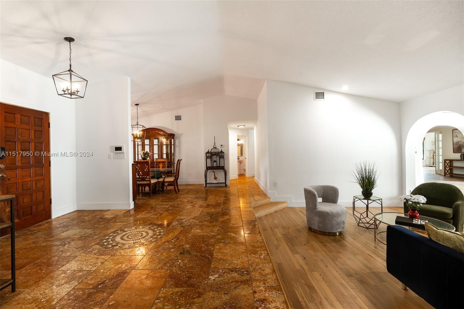 Miami, Florida 33184, United States, 8 Bedrooms Bedrooms, ,7 BathroomsBathrooms,Residential,Active,66461