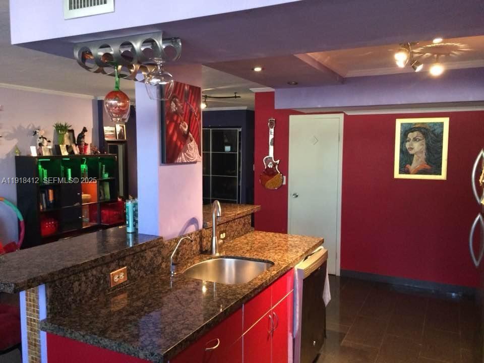 DESOTO PARK NORTH CONDO - Residential Lease