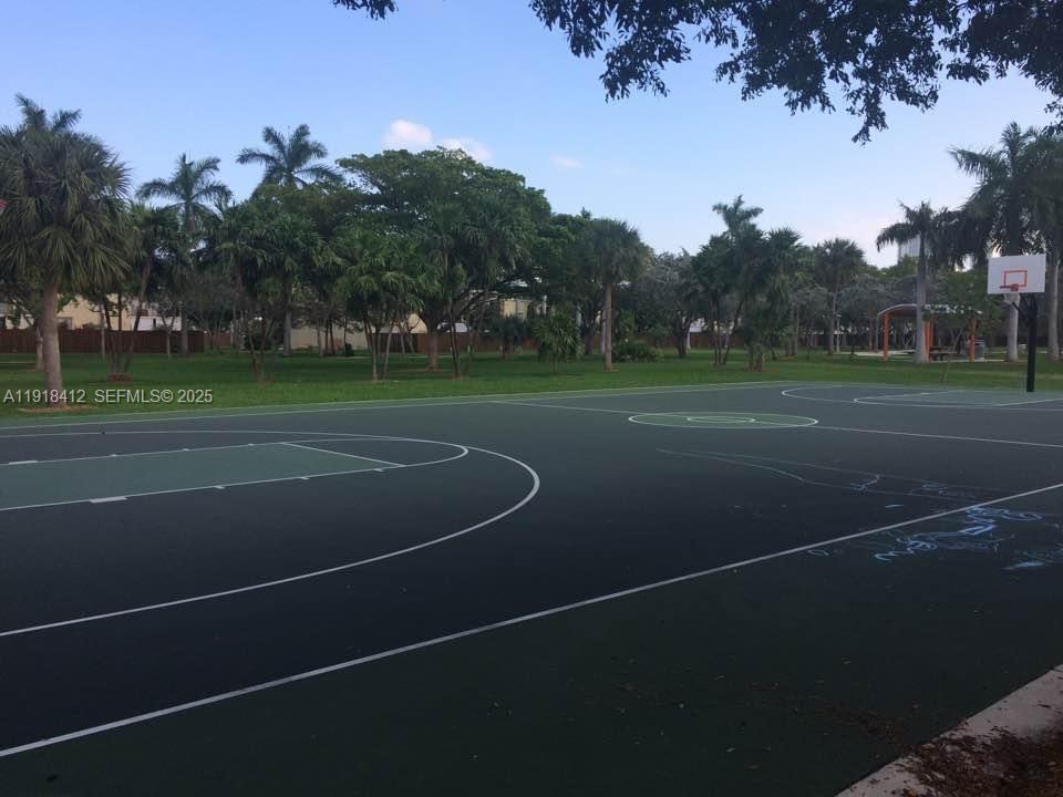 DESOTO PARK NORTH CONDO - Residential Lease
