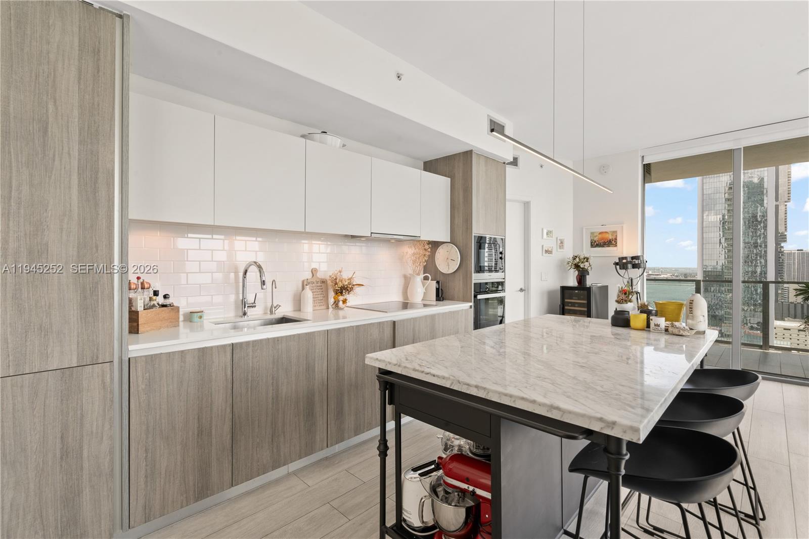 BISCAYNE BEACH CONDO - Residential