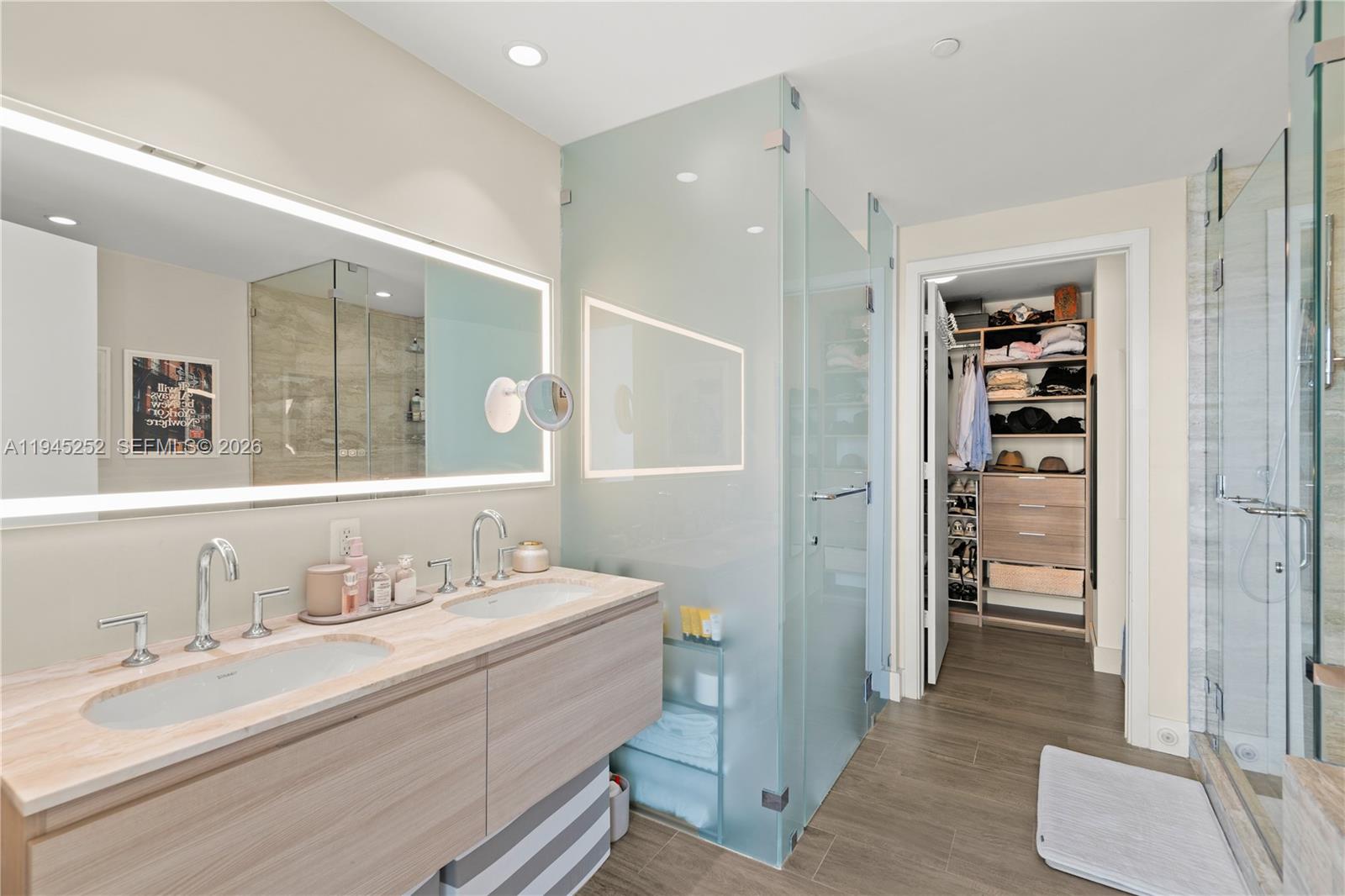 BISCAYNE BEACH CONDO - Residential