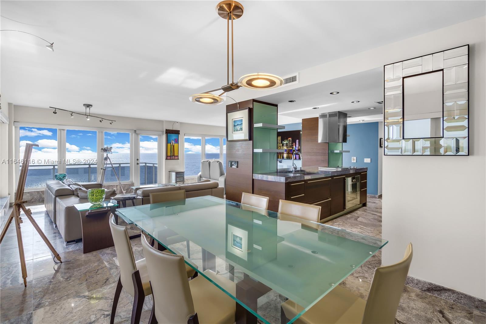 OCEAN REEF TOWERS INC CON - Residential
