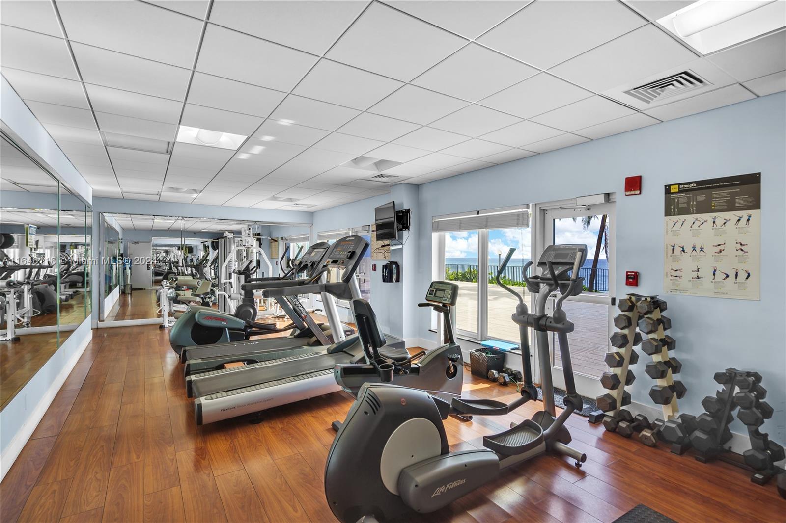 OCEAN REEF TOWERS INC CON - Residential
