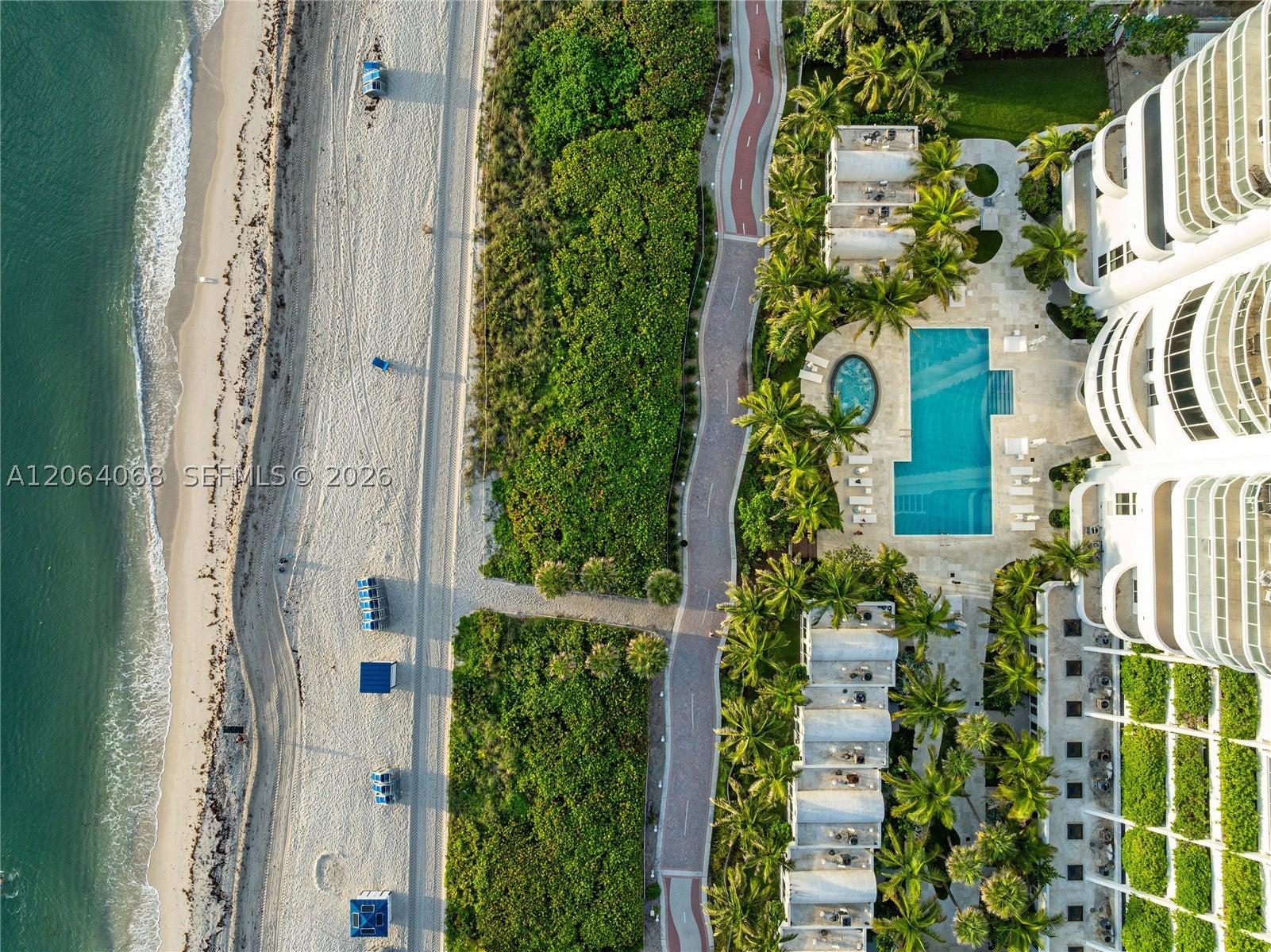 6365 Collins Ave 805