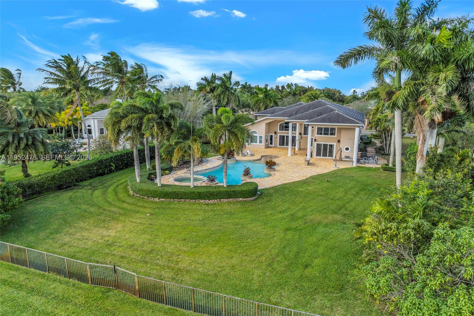 LONG LAKE RANCHES PLAT TW - Residential