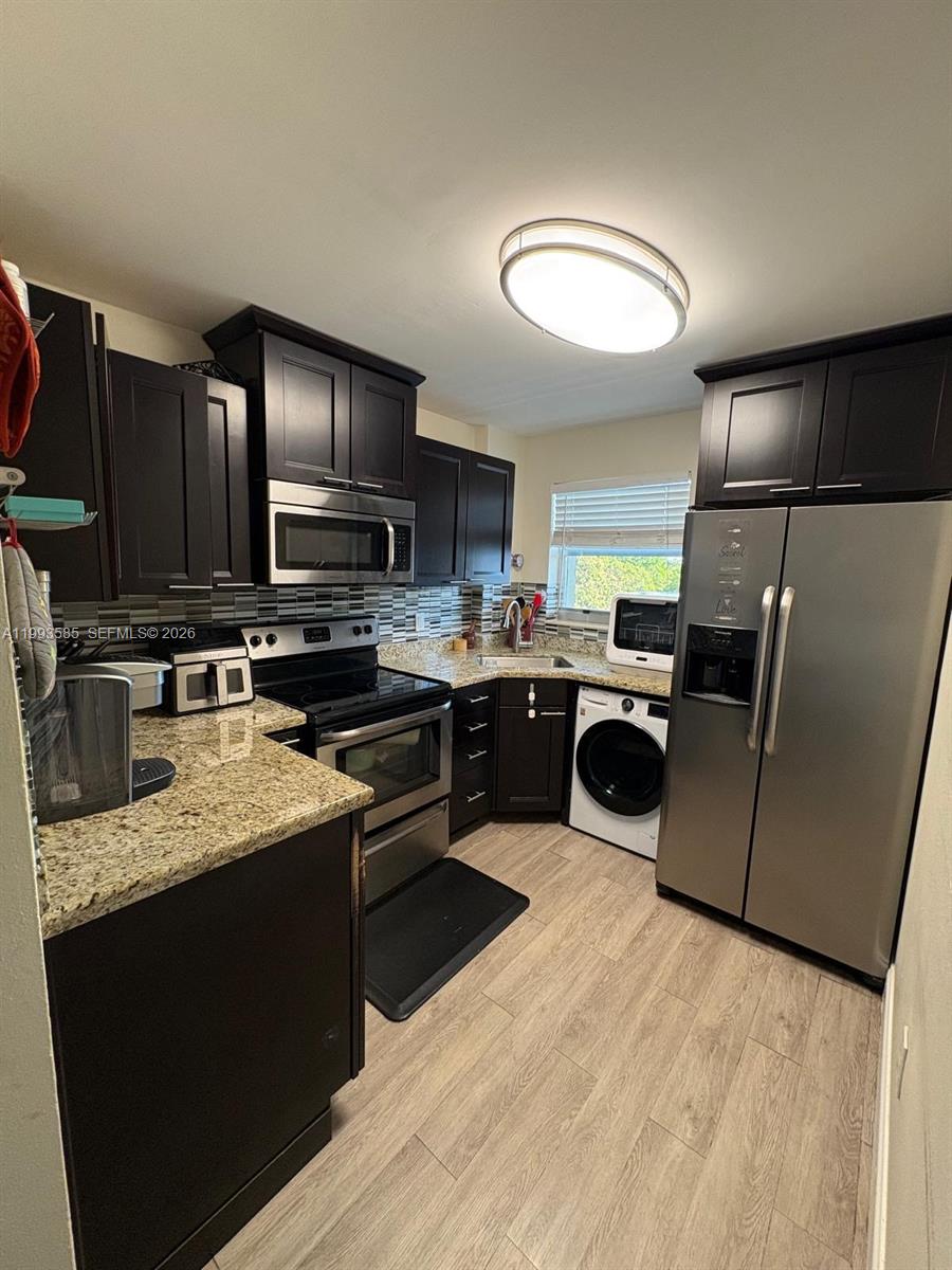 MICHIGAN WEST CONDO - Residential