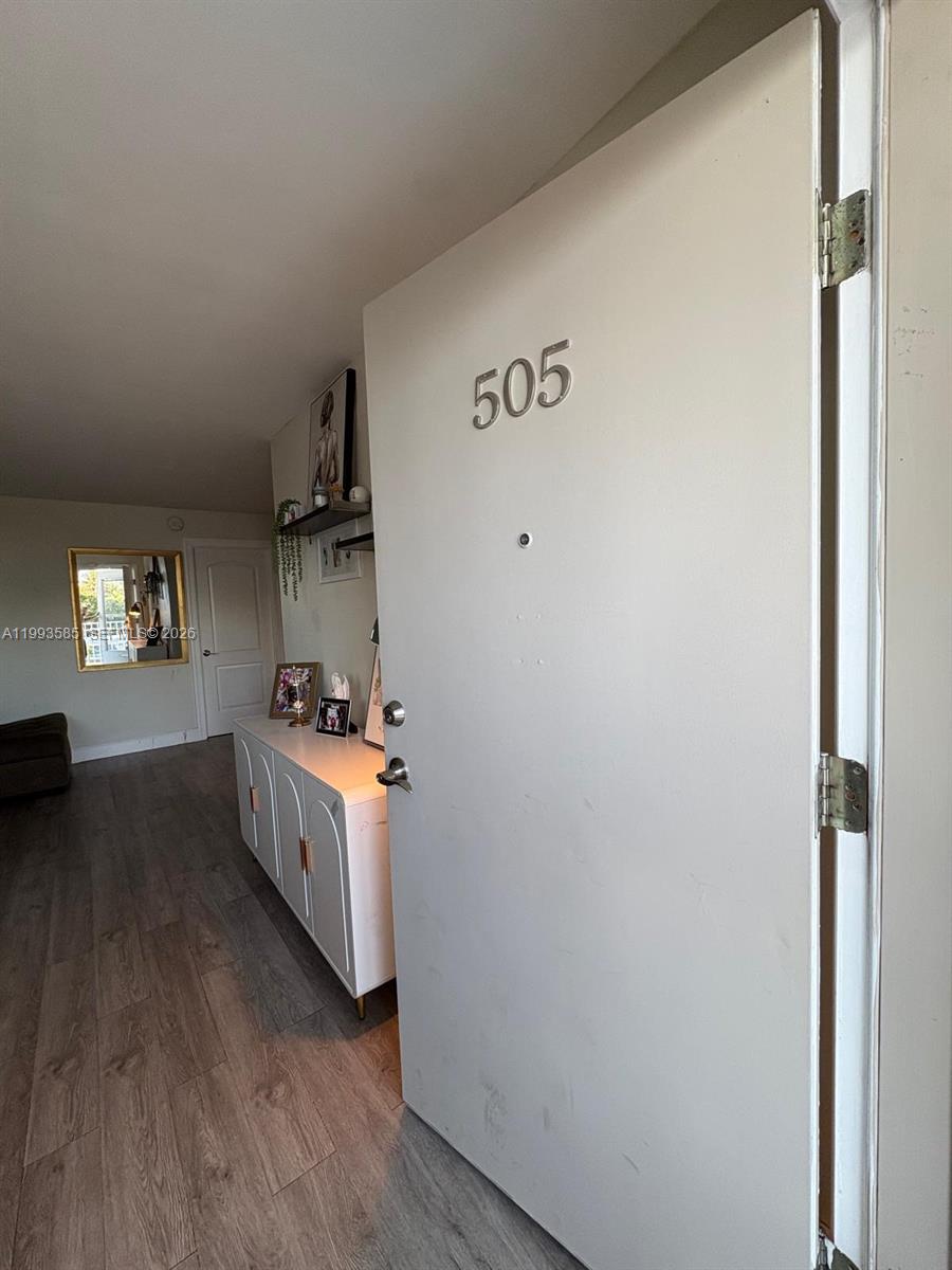 MICHIGAN WEST CONDO - Residential