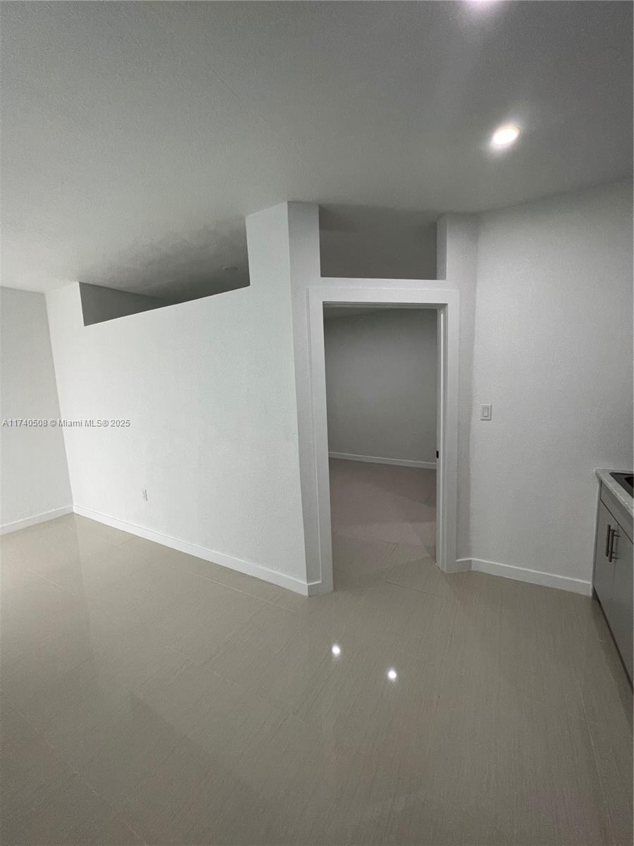 UNIV PARK EAST SEC 2 - Residential