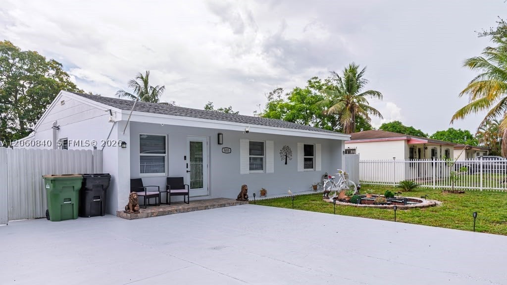 1655 NW 124th St
