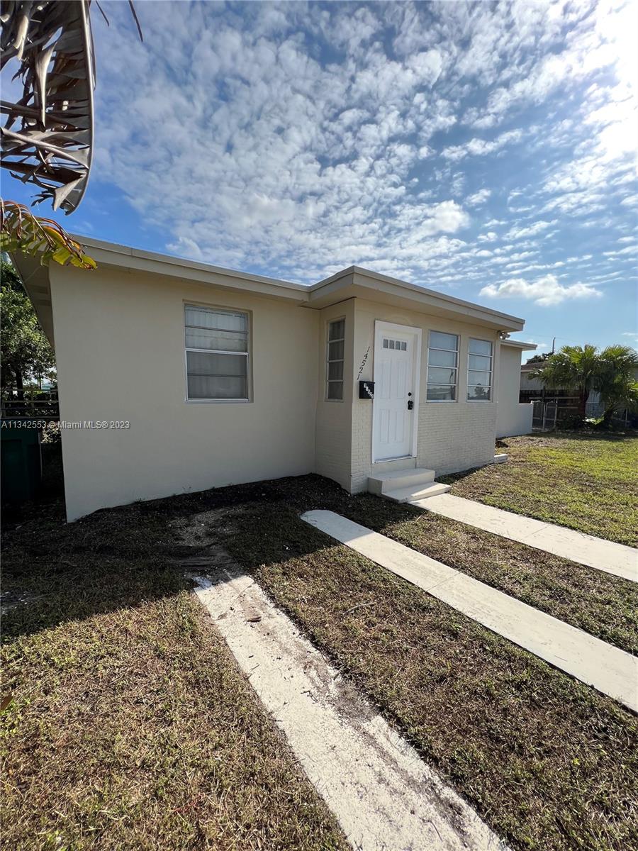 RICHMOND HEIGHTS - Residential Lease